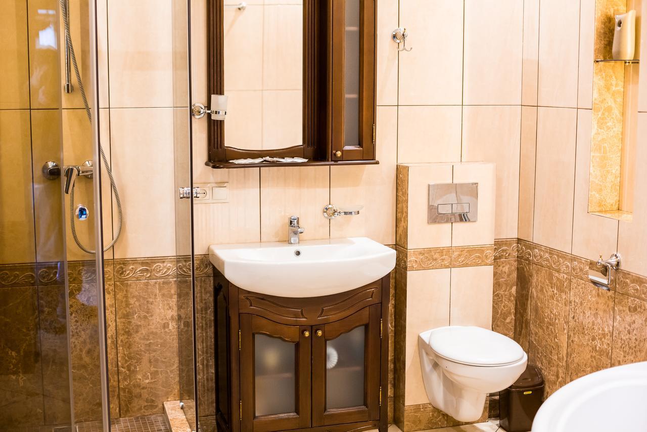 Apartment Beautiful D.galytskogo