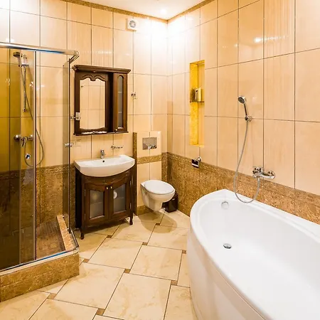 Beautiful Apartment D.Galytskogo Lviv Exterior photo