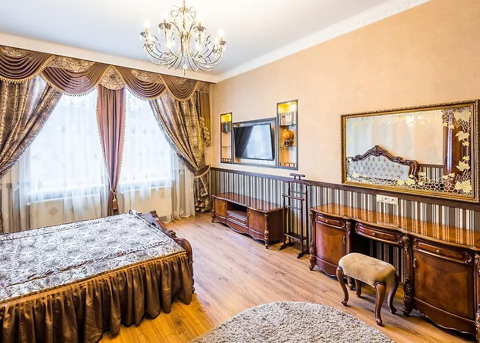 Beautiful Apartment D.Galytskogo